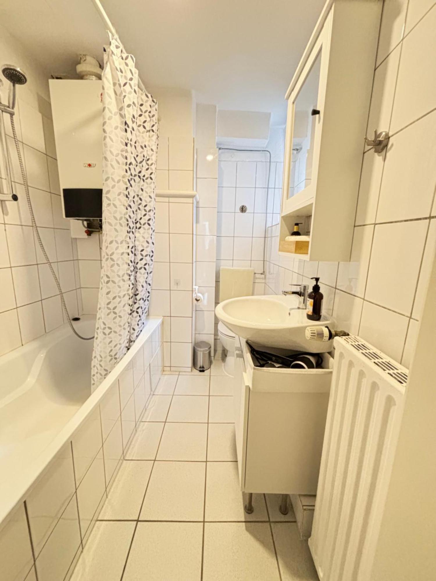 Cozy Apartment In Hannover Central Buitenkant foto