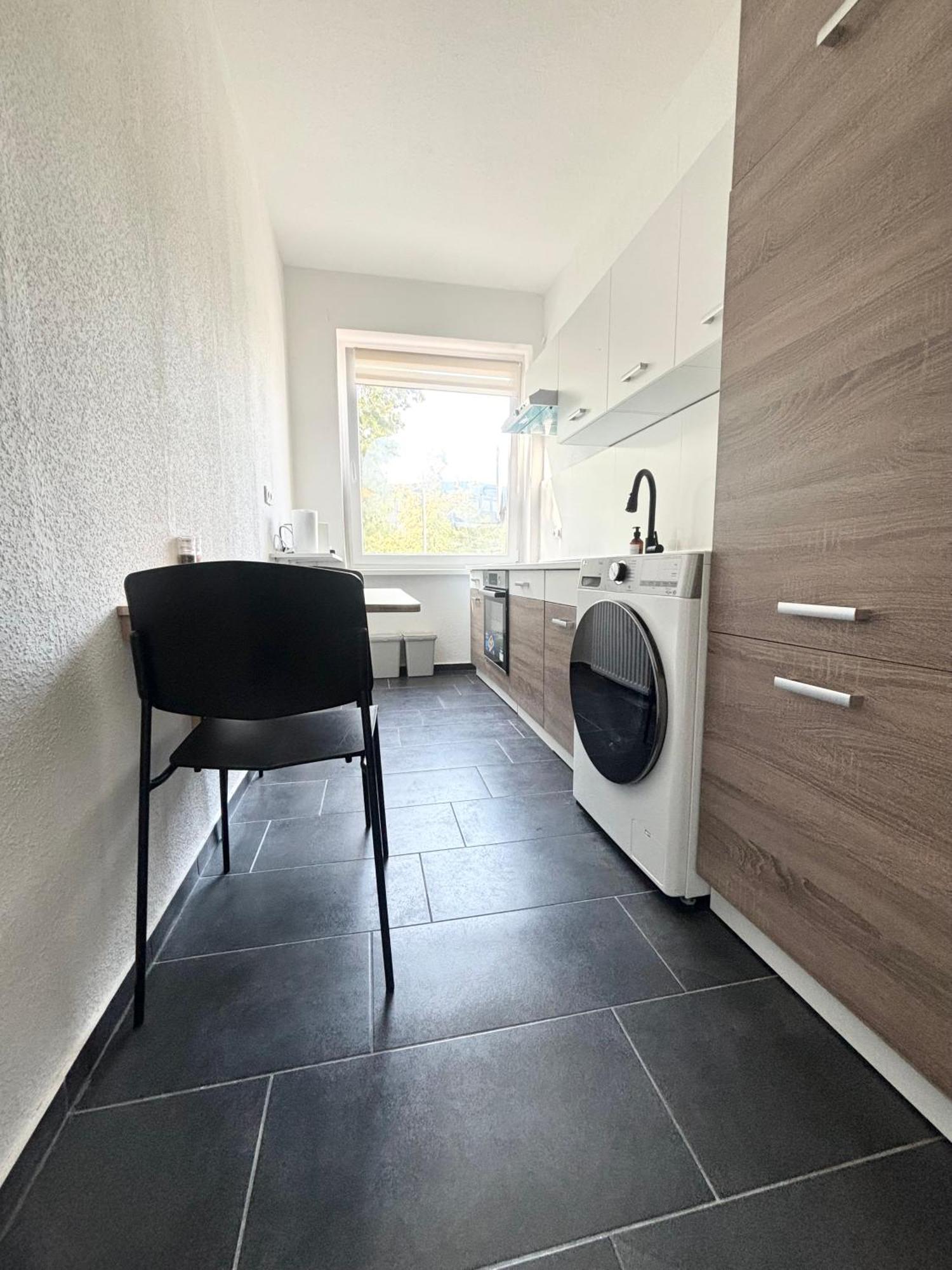Cozy Apartment In Hannover Central Buitenkant foto